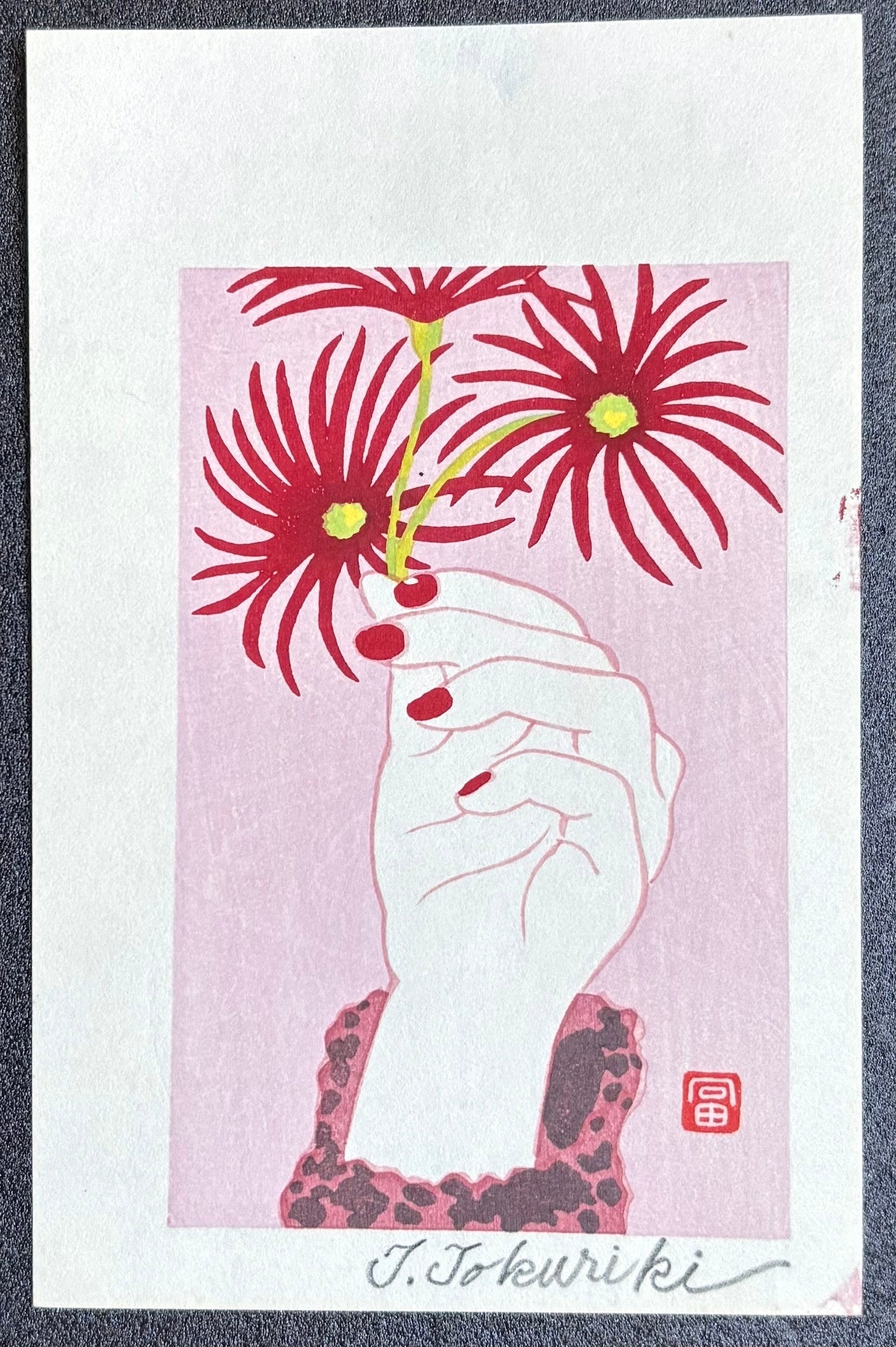 - Hana wo Te ni, Gerbera (Gerbera Flower in Hand) -