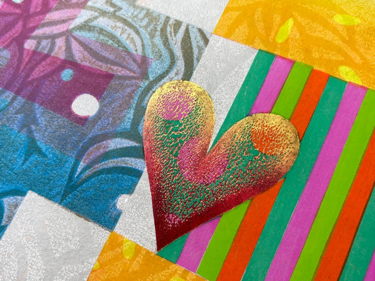  - Asian – Pink no Cross to Heart" (Pink Cross and Heart, from the Asian Series) - Mitsuru Hiraki - SAKURA FINE ART