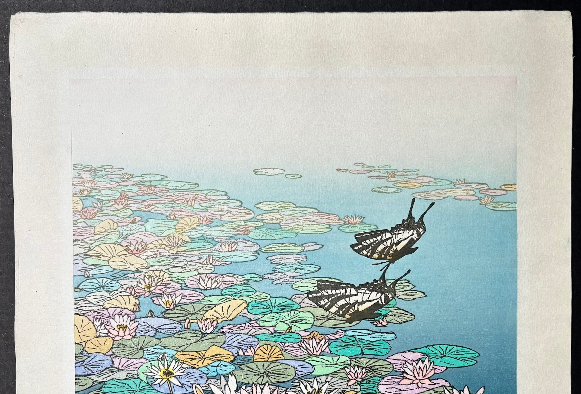  - Suiren ni asobu (Playing with Water Lilies) - SAKURA FINE ART